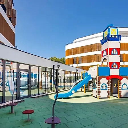 Hotel Baltic Waves By Pi - Official Operator